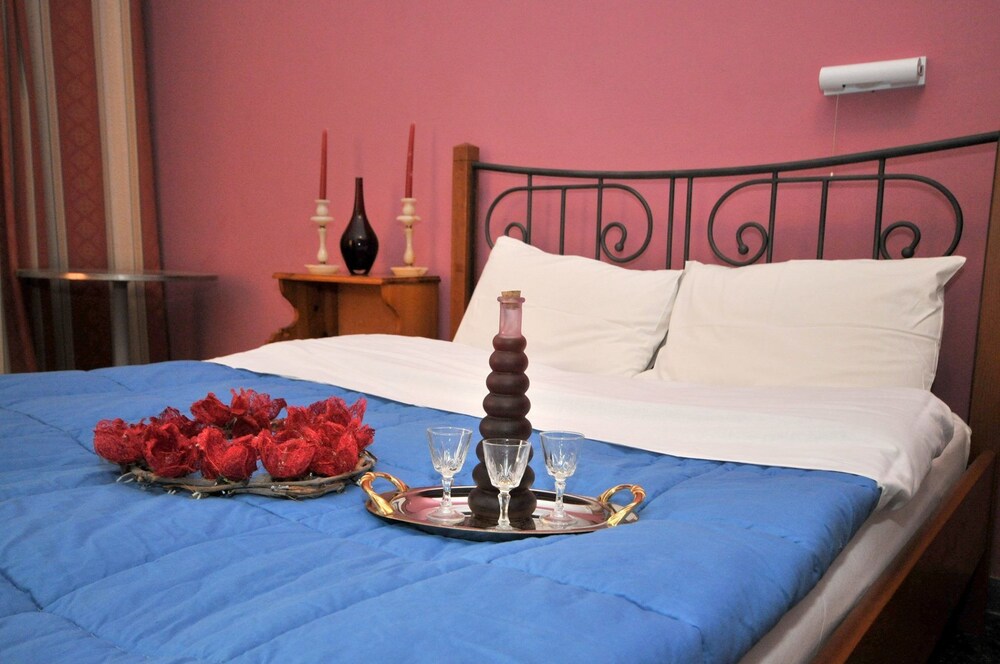 Hotel Galaxy — hotel in Aegina