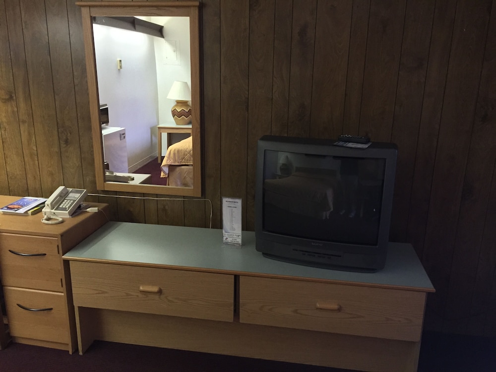 Hilander Motel - photo 15