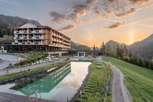 Ruhehotel Naturresort Rehbach Adults Only — Schattwald