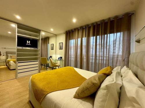 Living Funchal V — 4-Star Luxury Hotel in Funchal, Portugal