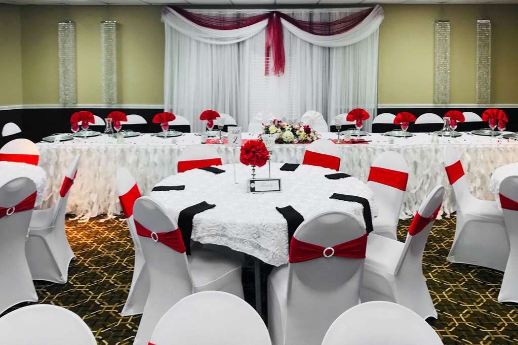 Country Inn & Suites By Radisson Battle Creek MI - photo 56
