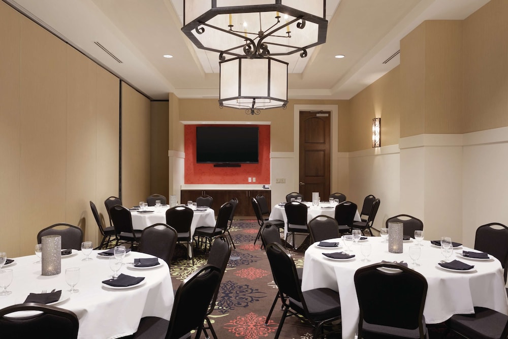 Hilton Garden Inn Rochester Downtown NY - photo 62