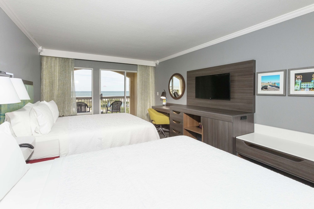 Hampton Inn St. Augustine Beach - photo 26