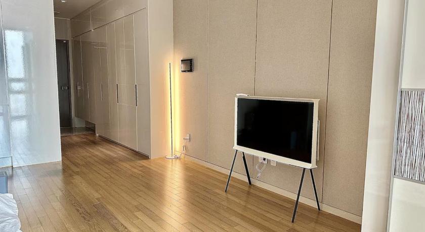 Elite Cityscape Residence In Yongsan — 5-Star Luxury Hotel in Seoul, South Korea