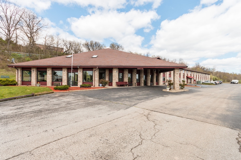 Quality Express Inn & Suites - photo 40
