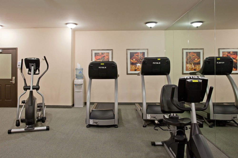 Staybridge Suites Palmdale by IHG - photo 18