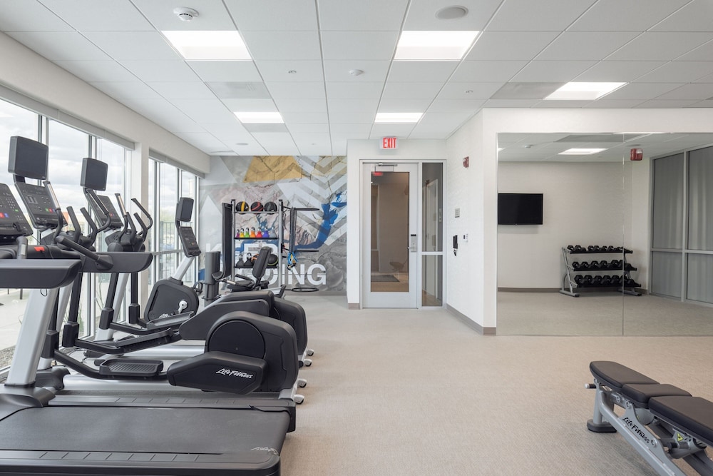 SpringHill Suites by Marriott Tucson at The Bridges - photo 10