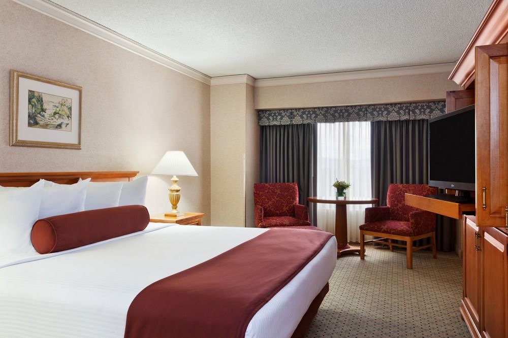 Harrah's Casino Hotel Reno - photo 5