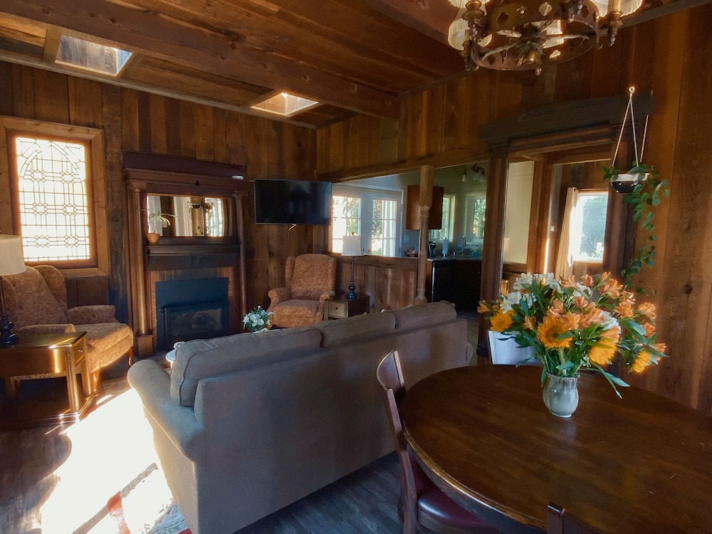 Jenner Inn - photo 31