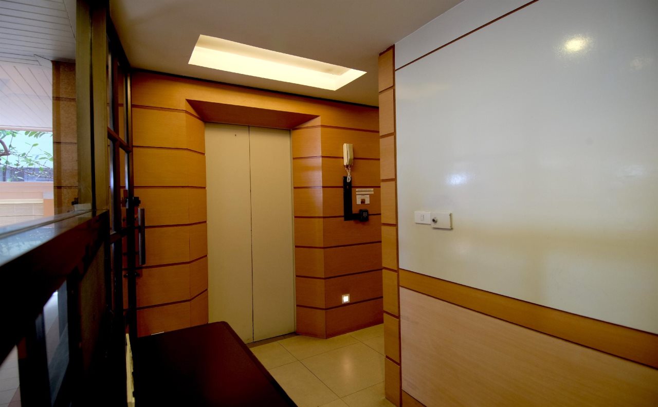 Alameda Suites Apartment