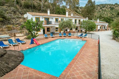 Padre Aviles — 4-Star Luxury Hotel in Malaga, Spain