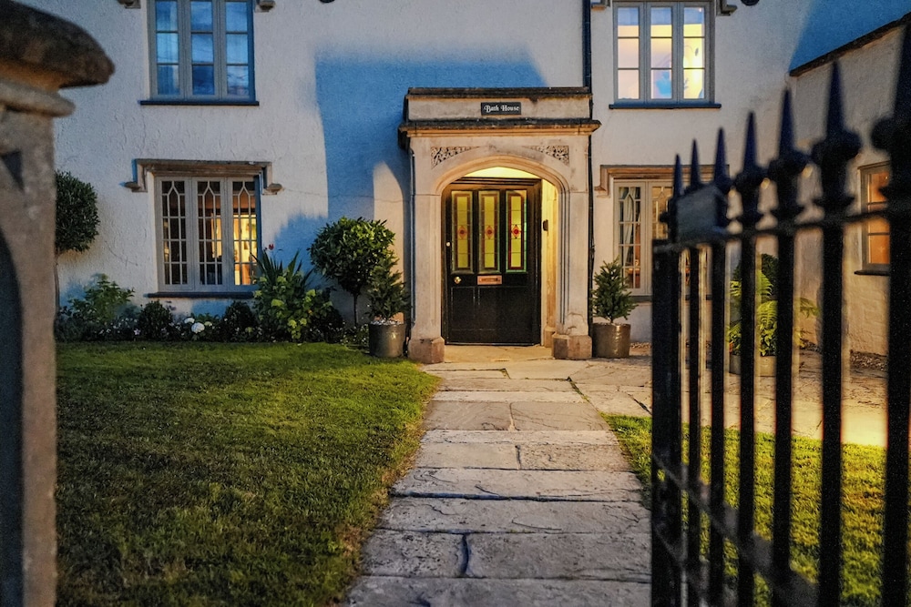 Bath House — 5-Star Luxury Hotel in Langport, United Kingdom