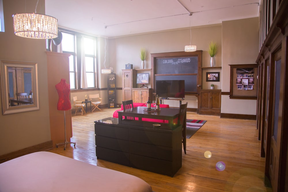 School 31 Lofts at Colors Studios - photo 113