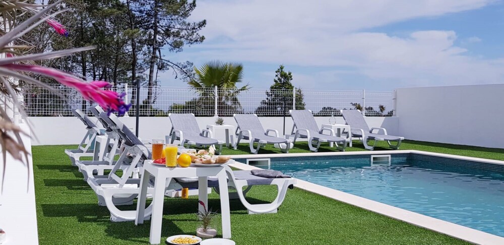Quinta Bogesi — 4-Star Luxury Hotel in Figueira Da Foz, Portugal