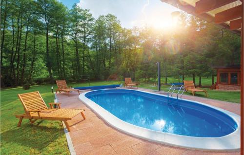 Awesome Home In Brestovac With Sauna — 5-Star Luxury Hotel in Brestovac, Croatia