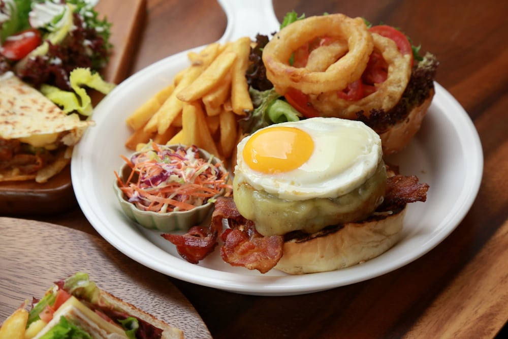 מזון ומשקאות