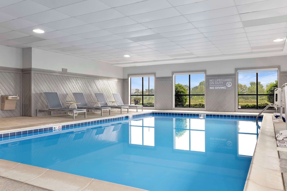 Spark By Hilton Newcomerstown - photo 26