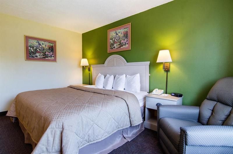 Quality Inn Merriam Kansas City - photo 37