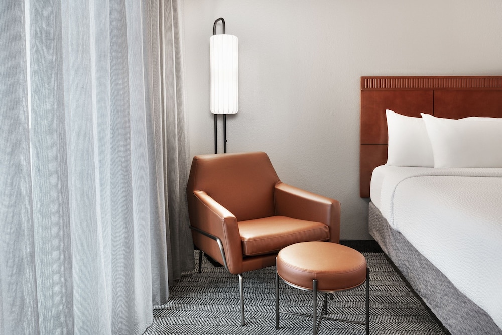 Courtyard by Marriott Memphis Airport - photo 14