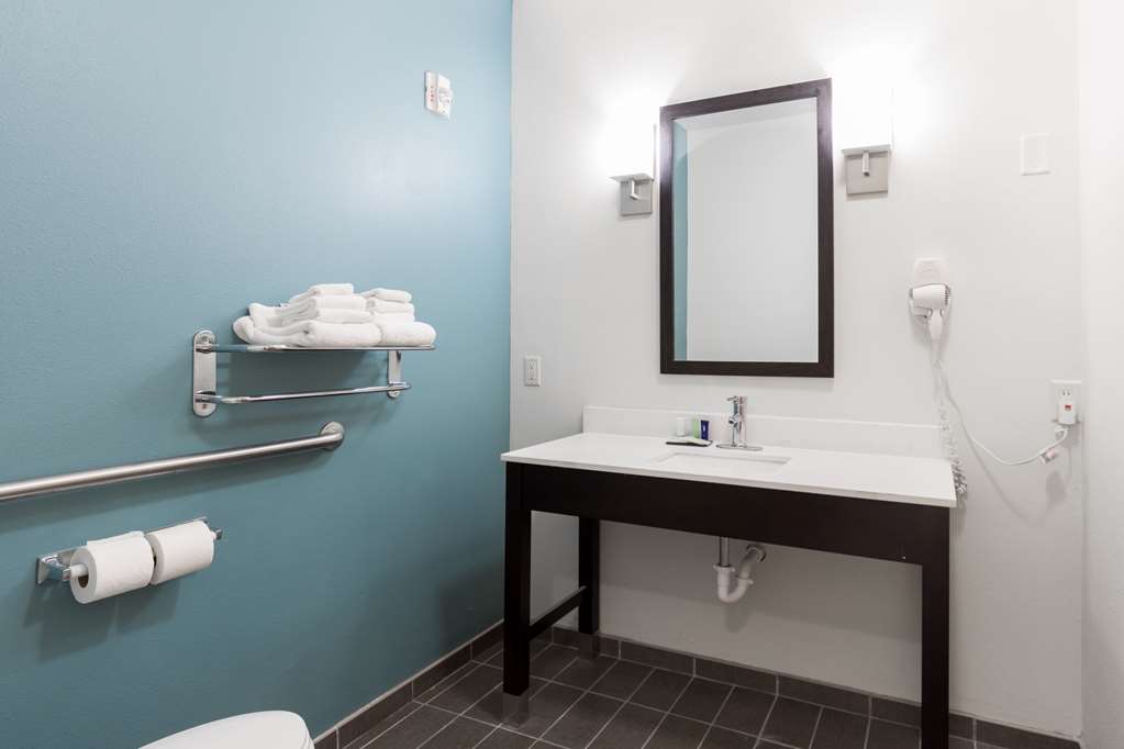 Sleep Inn & Suites Washington near Peoria - photo 13