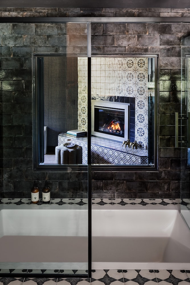 The Madrona - photo 9