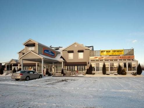 orcaSound Hotel in Rigaud, Canada