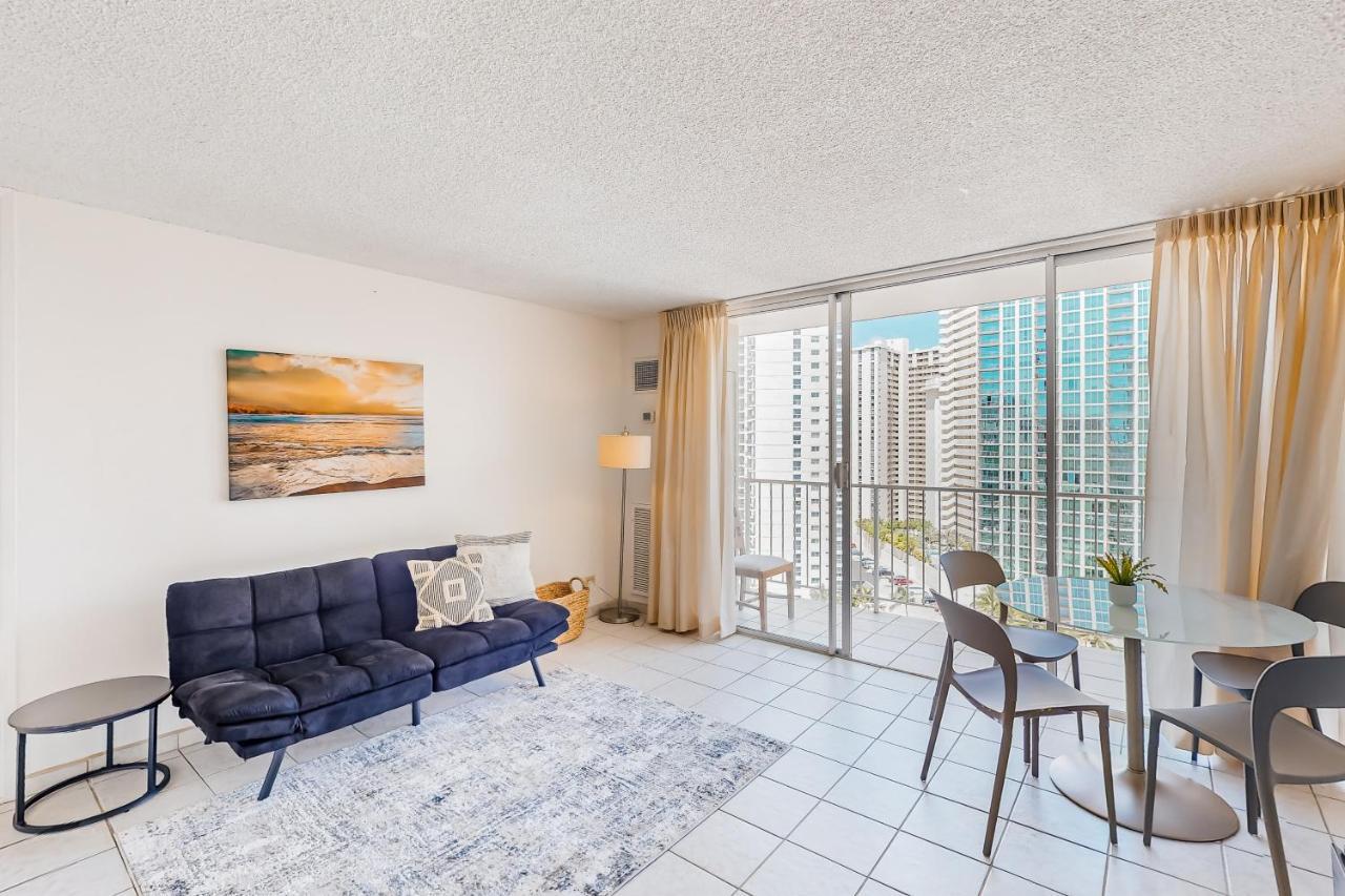 Pavilion at Waikiki 1804 30 Night Minimum — 4-Star Luxury Hotel in Honolulu, United States