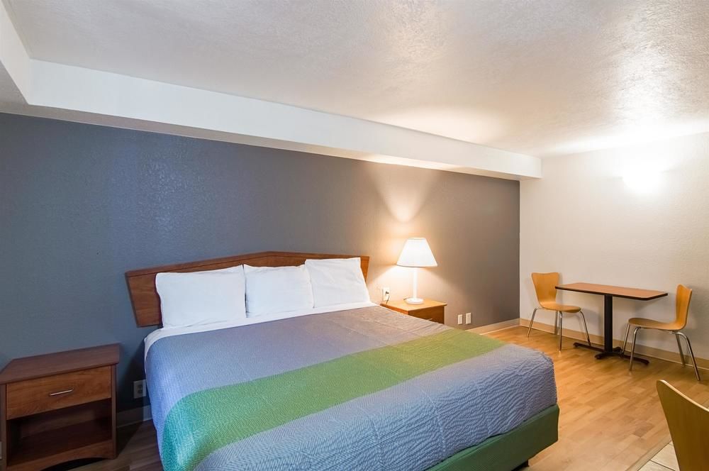 Suburban Extended Stay South of Downtown tinker AF - photo 15