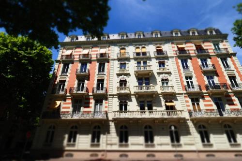 Les Ambassadeurs Quartier Opera in Vichy, France