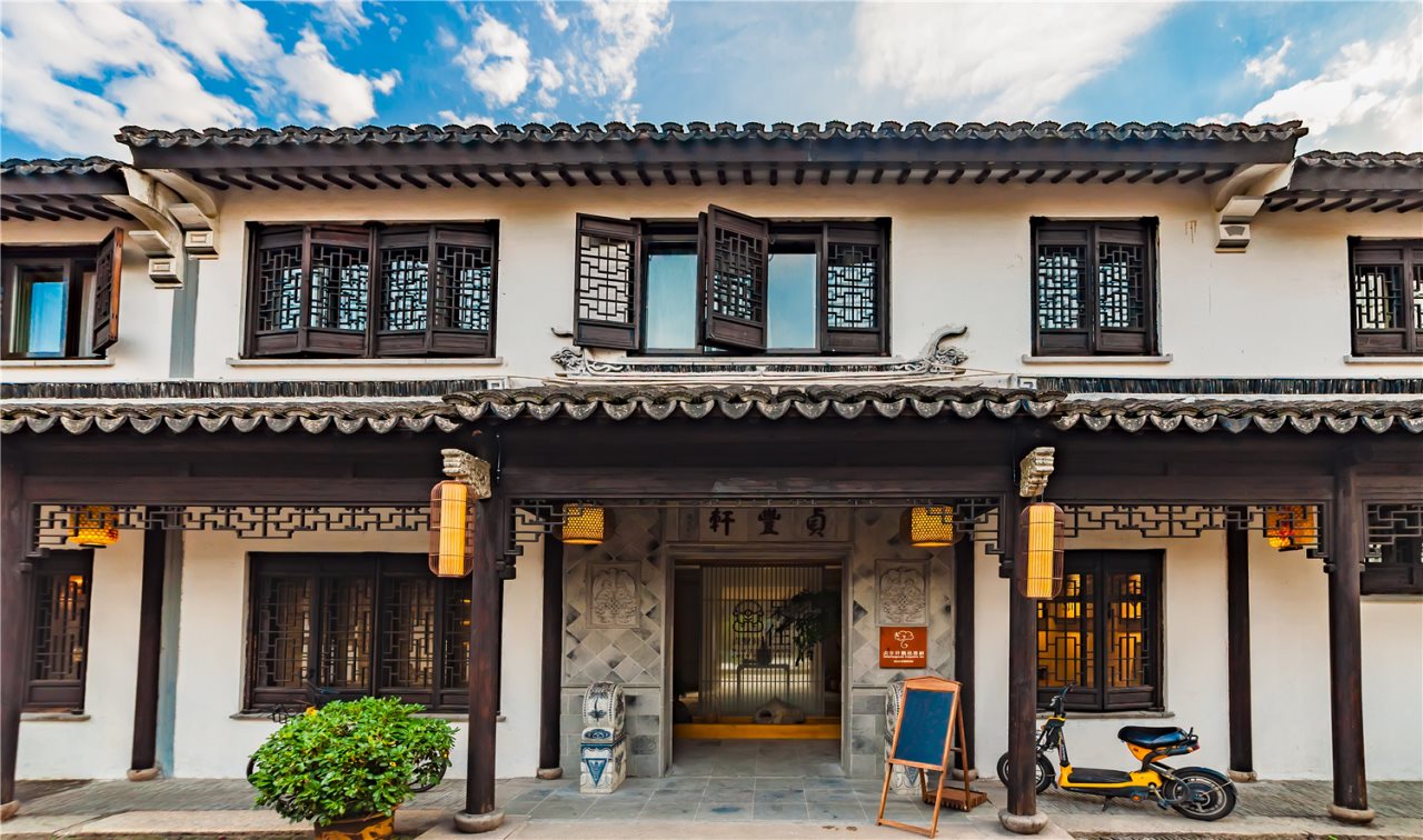 Dasein Zhen Feng Xuan Zhou Zhuang in Kunshan, People's Republic of China