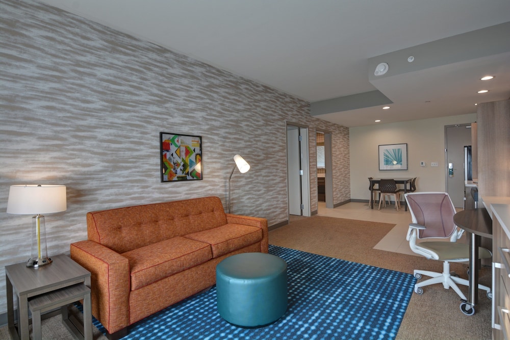 Home2 Suites by Hilton Charlotte Piper Glen - photo 22