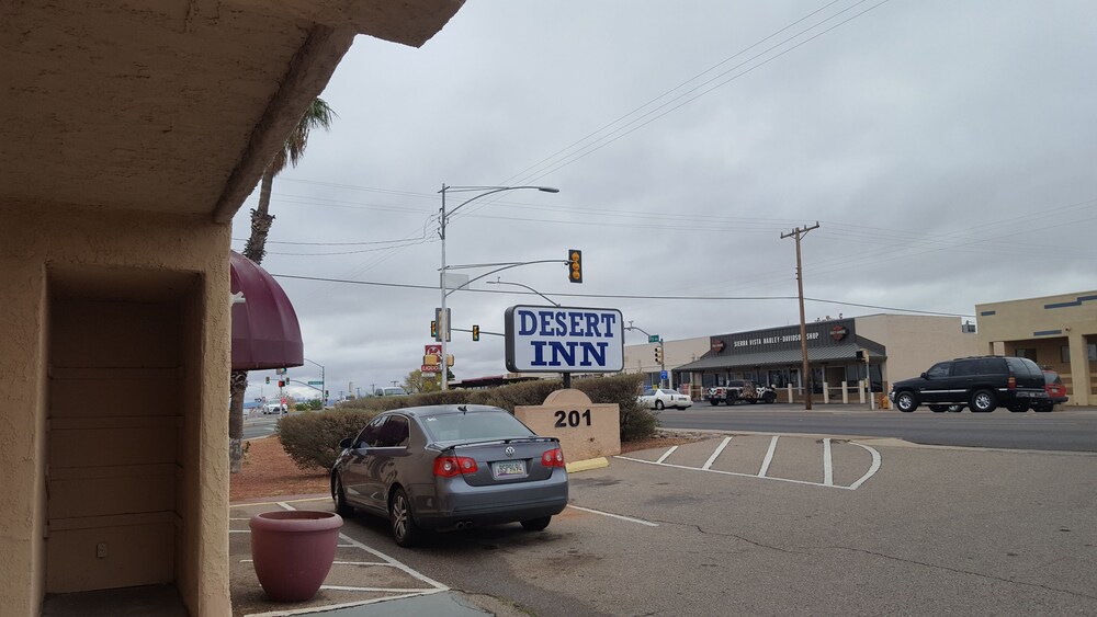 Desert Inn - photo 41