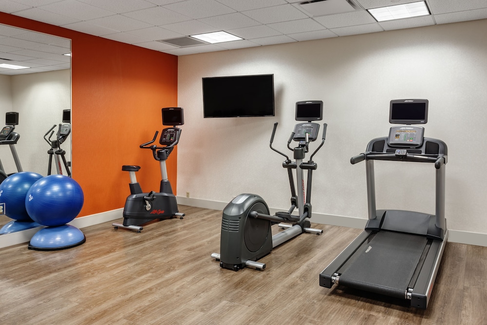 Holiday Inn Express Hotel & Suites South Portland by IHG - photo 21