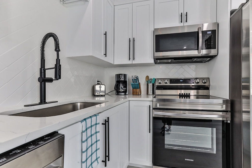 Coastal Waters Inn - photo 76