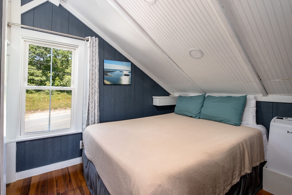 The Onset Beach Compound Cape Cod Beach Resort & Oceanic Habitat - photo 16