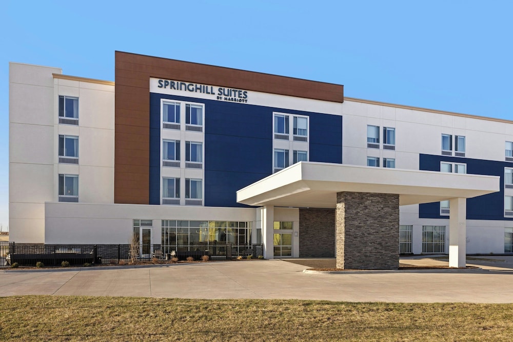 Springhill Suites BY Marriott Bettendorf - photo 33