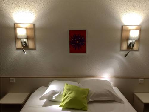 Hotel Les Archers — Chambretaud — photo 5