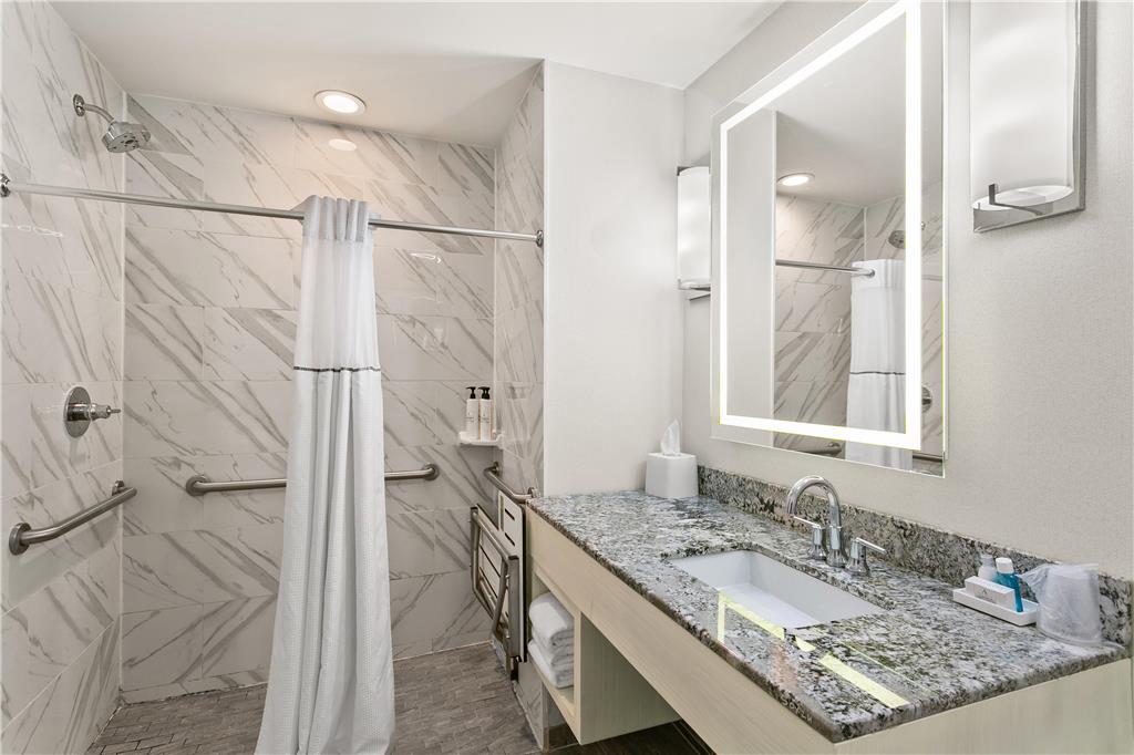 Sonesta Hotel Baltimore Inner Harbor - photo 18
