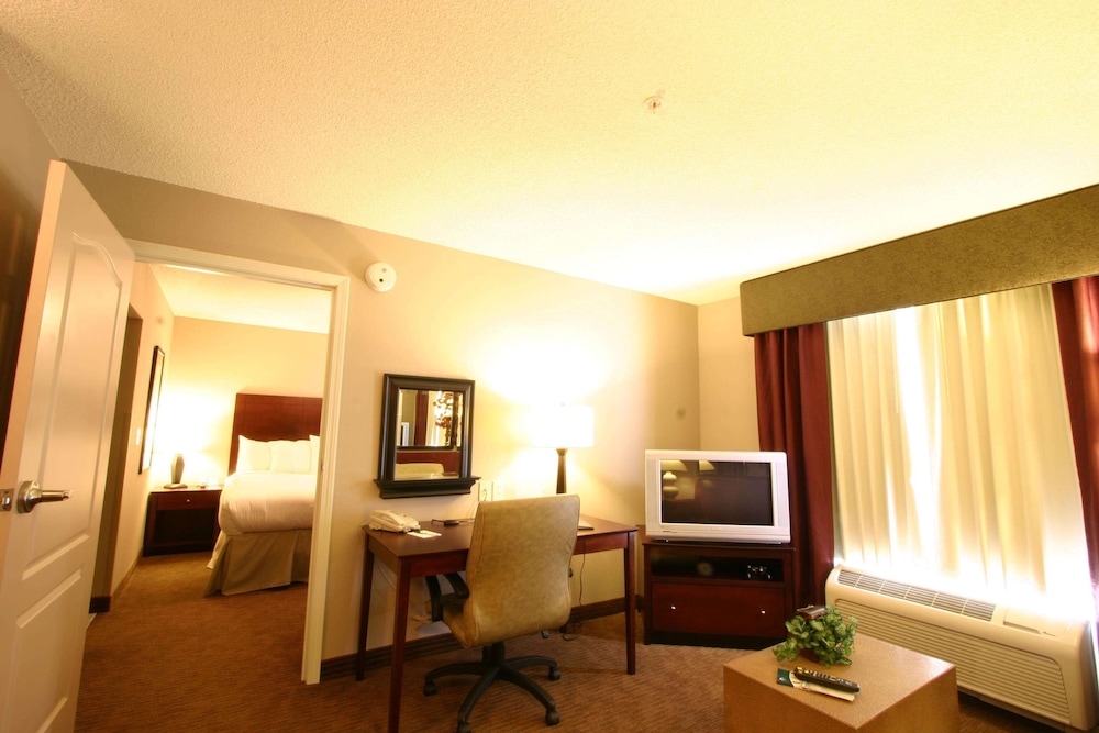 Homewood Suites by Hilton Bloomington - photo 37