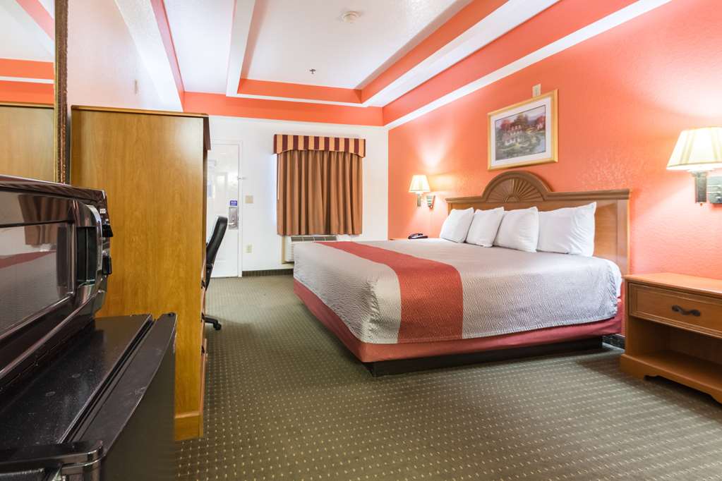 Motel6 Alvarado TX - photo 7