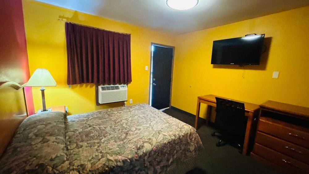 Relax Inn By OYO Sulphur Hwy 90 - photo 4