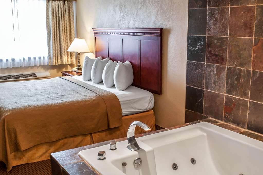 Quality Inn & Suites Fife Seattle - photo 18