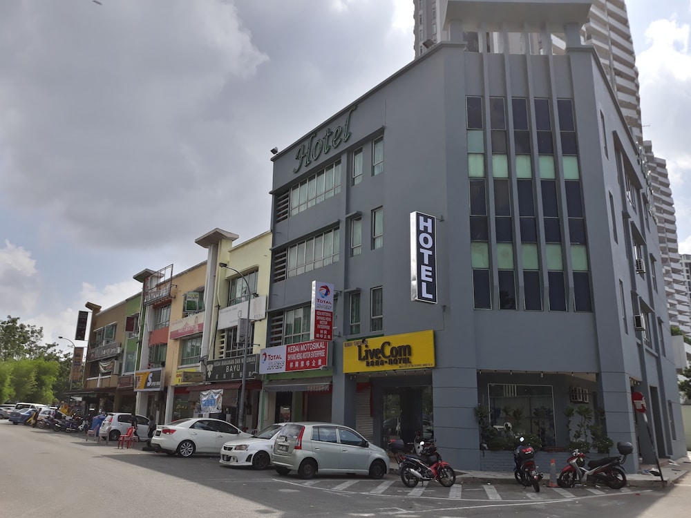 Live Com Hotel - last minute hotel in Johor Bahru