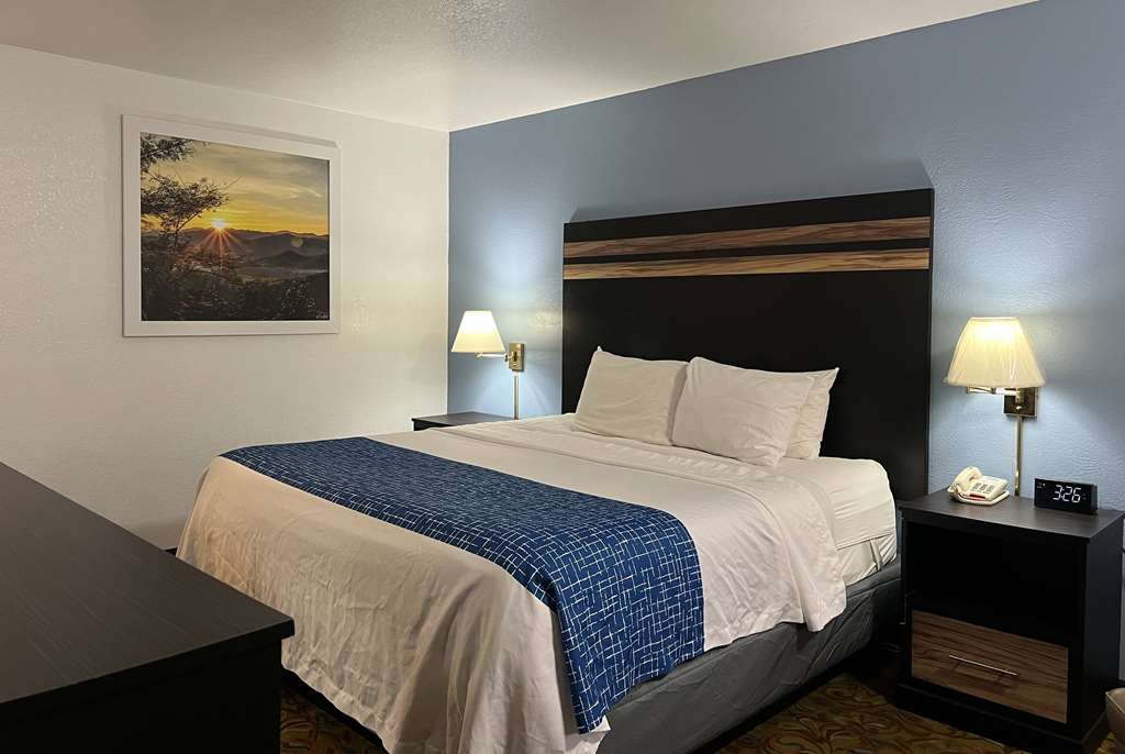 Travelodge by Wyndham Truth or Consequences - photo 8