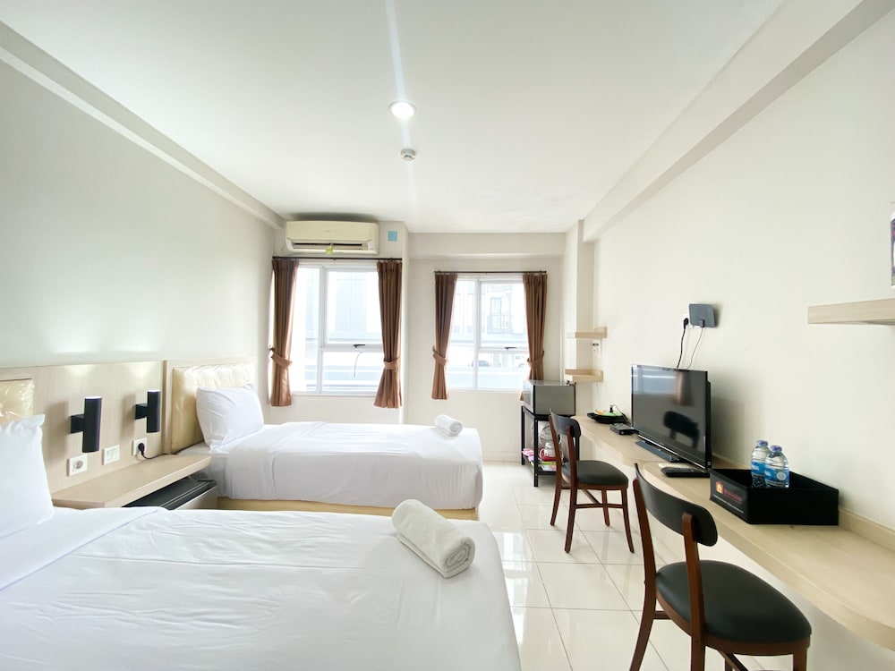 Comfort And Homey Studio Room Elvis Tower Apartment in Cikarang, Indonesia