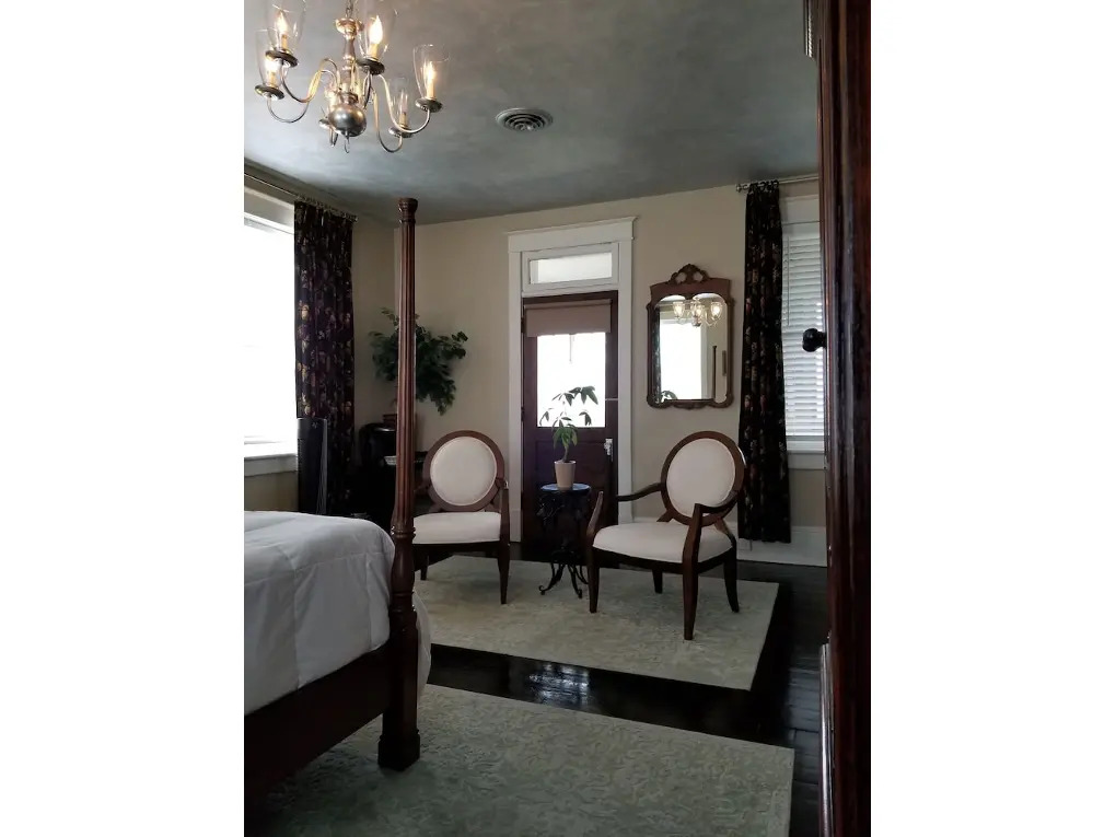 Beaver Creek Inn and Spa - photo 15