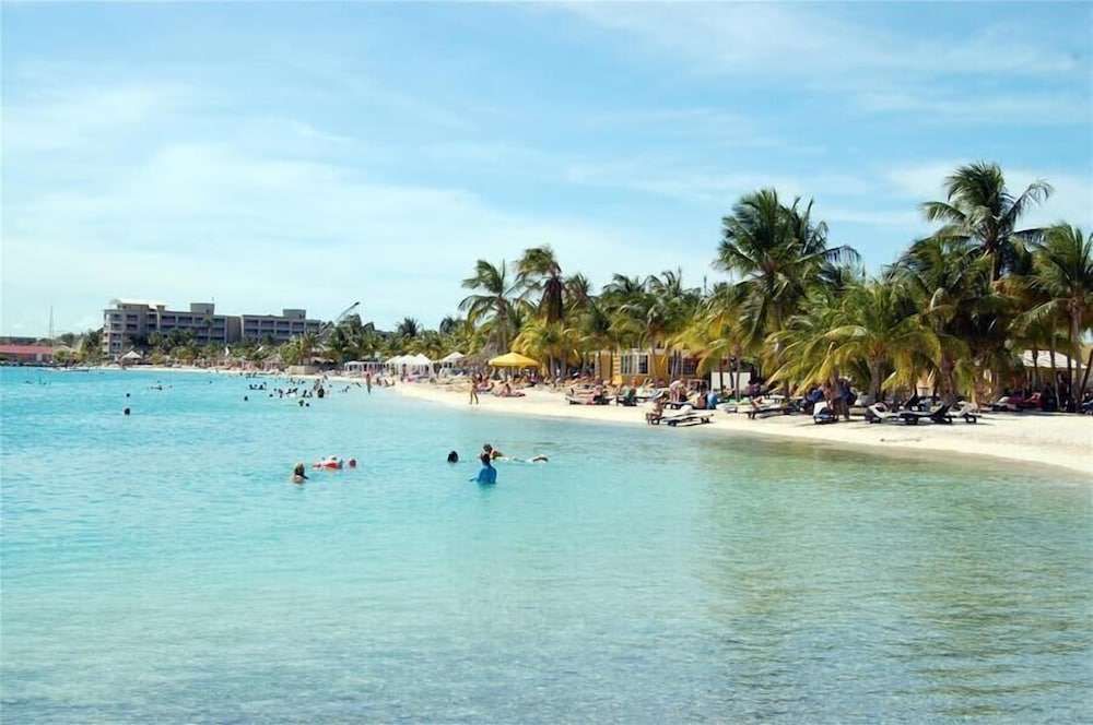 Ocean Resort Apartment Trupial in Willemstad, CURAÇAO