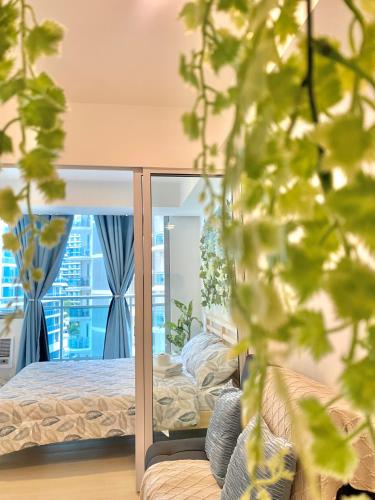 Azure Daily — 4-Star Luxury Hotel in Manila, Philippines
