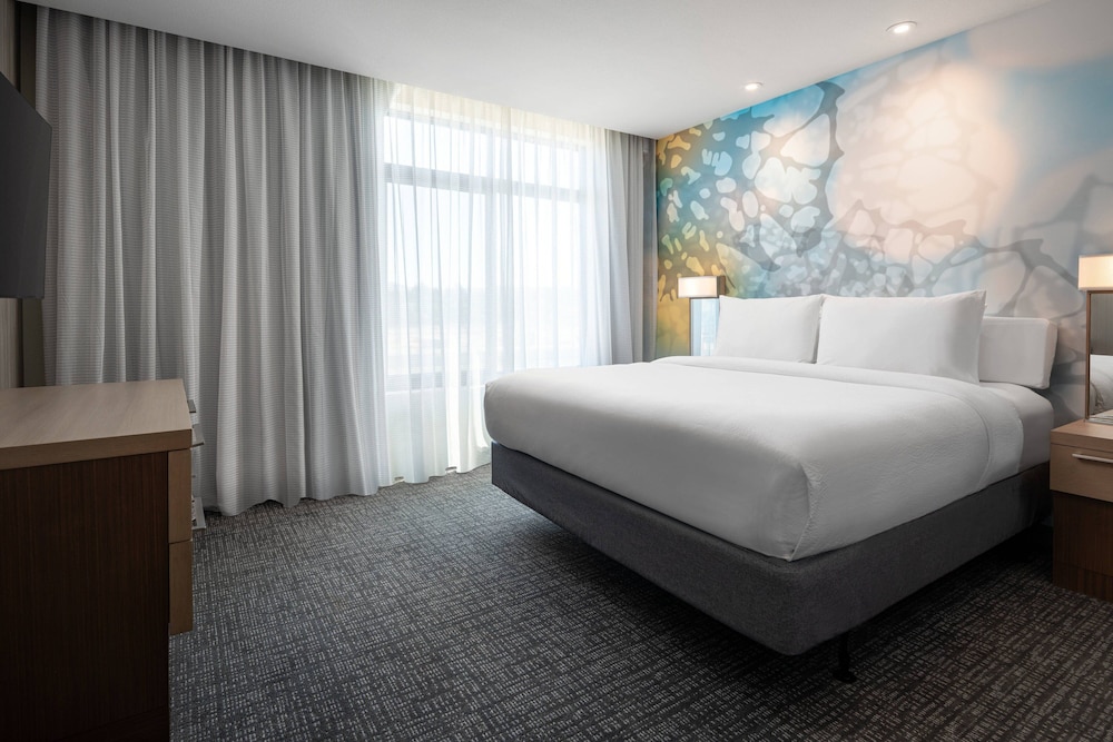 Courtyard by Marriott Petaluma Sonoma County - photo 8