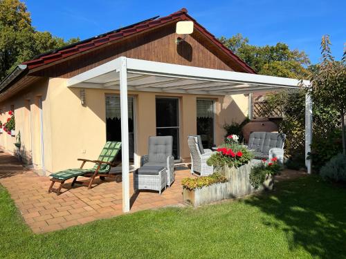 Ferienhaus Jasmin — 4-Star Luxury Hotel in Neuruppin, Germany